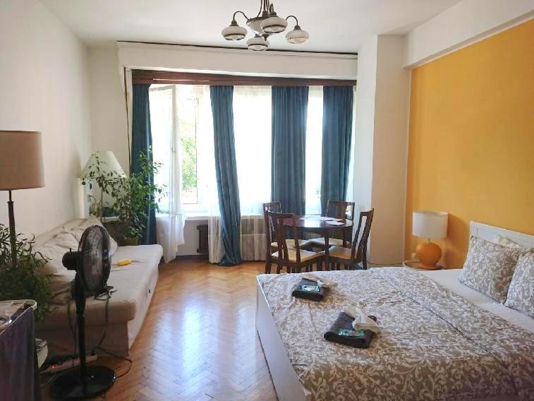 Cozy Studio In The Heart Of Old Prague Near The Charles Bridge Exterior photo
